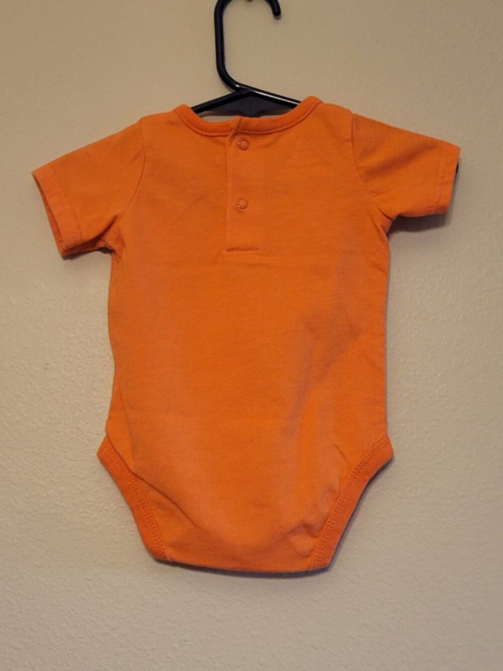 Small Wonders Grandma's Little Monster Orange Bodysuit 0-3 Months Halloween - Picture 4 of 4